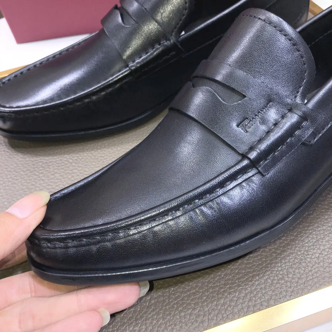 Men's shoes 💰500💰[Ferragamo/Ferragamo] The latest model in the counter. Original imported cowhide fabric + 🐂 water-dyed sheepskin lining + original luxury metal buckle + original combined outsole. Comparison without pressure 38--45 (45 is custom-made and cannot be returned or exchanged)